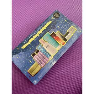 $131 Sephora Favorites Ultimate Holiday Hair Hydration kit Kerastase Gisou amika